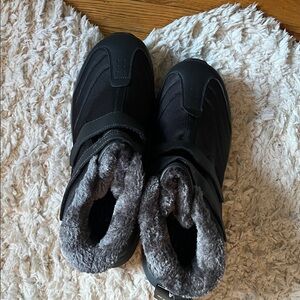 New Fitville Men's Black Fur-lined Waterproof Snow Boots